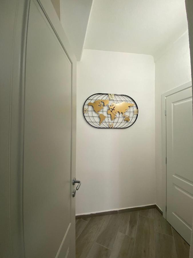 Luvegu Sciuiu Apartment Вернацца Екстер'єр фото